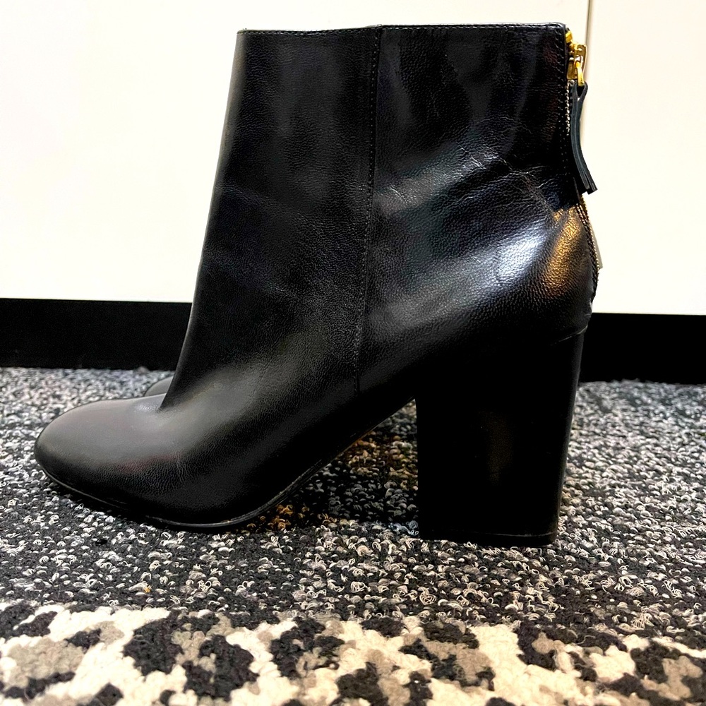 Nine West Genevieve Black Booties - Size 11 - Worn Once